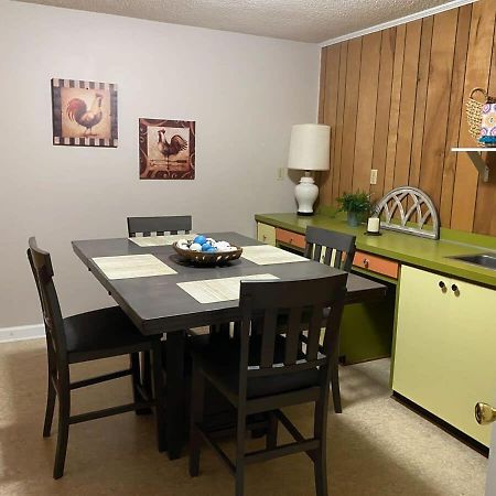 2Br Pet Friendly Home In Sneads Ferry With Parking 外观 照片