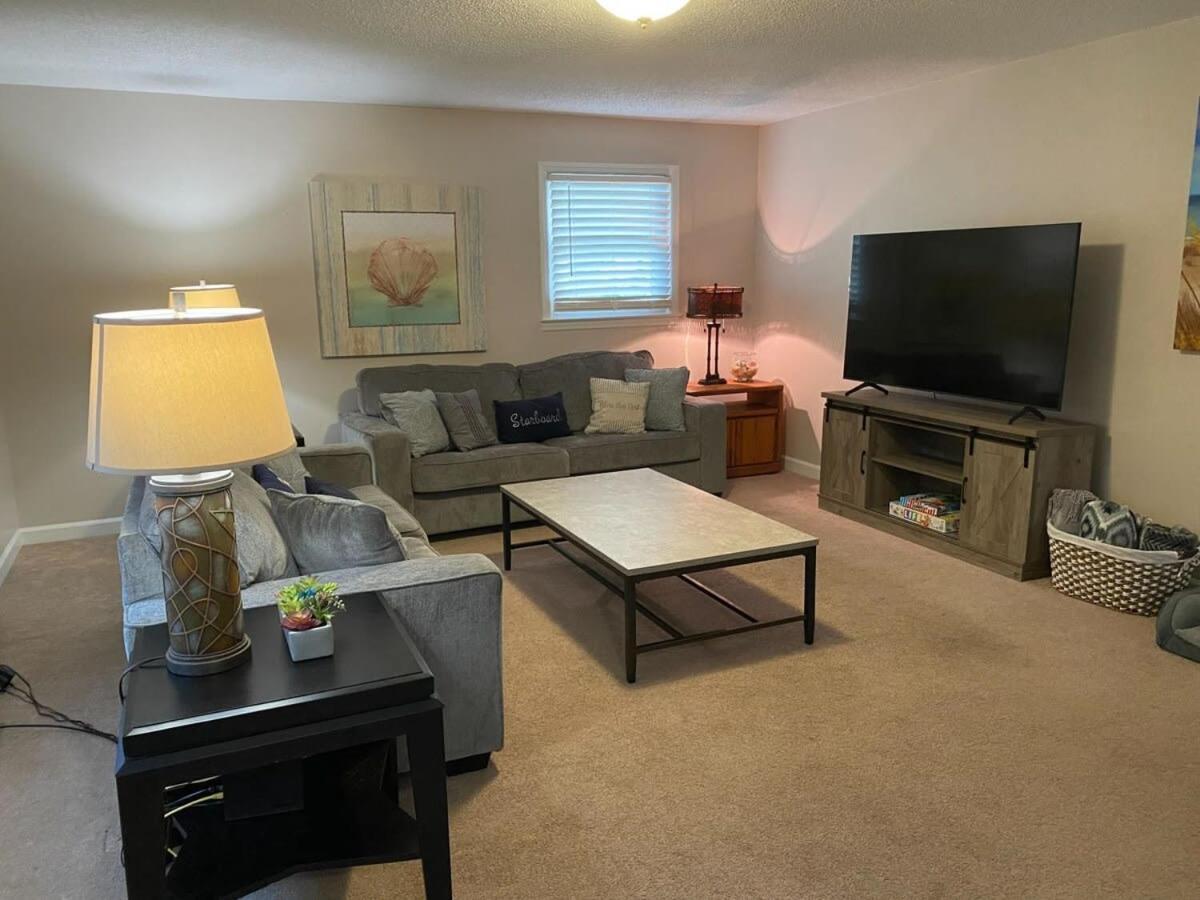 2Br Pet Friendly Home In Sneads Ferry With Parking 外观 照片