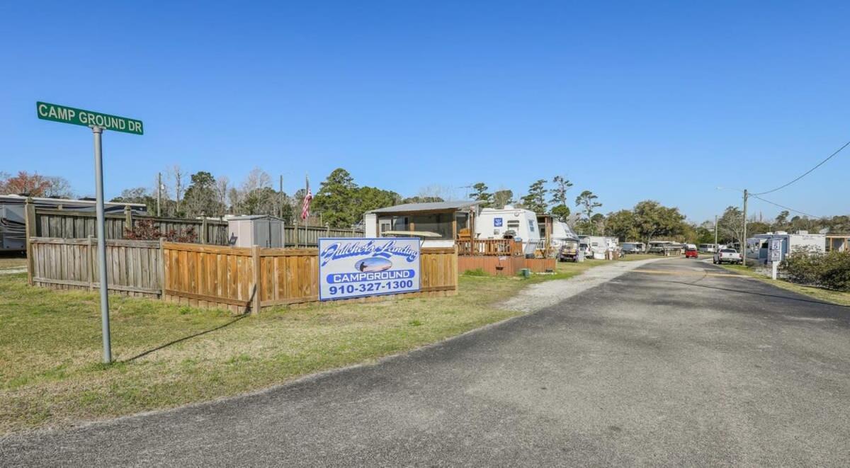 2Br Pet Friendly Home In Sneads Ferry With Parking 外观 照片