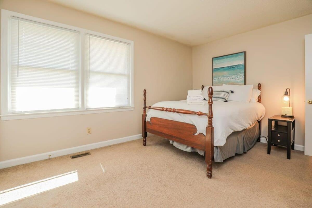 2Br Pet Friendly Home In Sneads Ferry With Parking 外观 照片